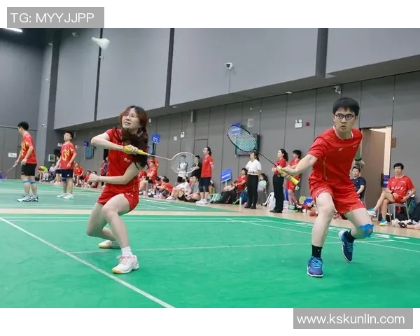 羽毛球的魅力：深入解析深圳羽毛球队的训练与技战术秘诀